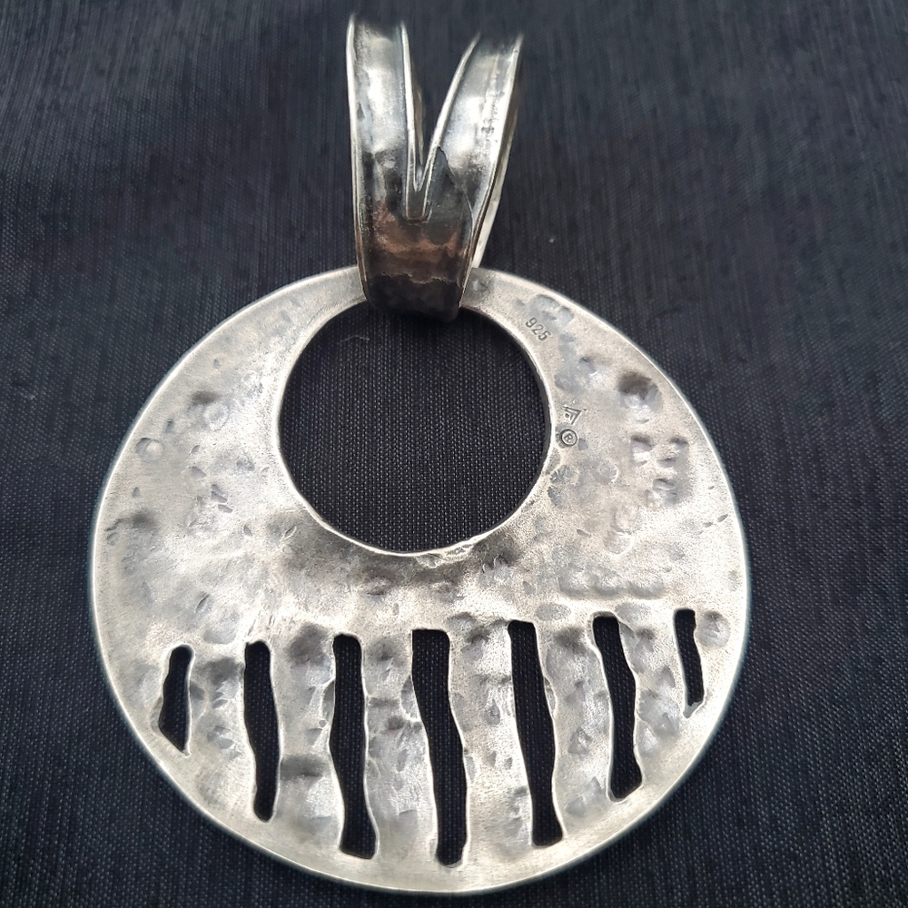 Silpada 925 Sterling Silver Circle Pendant Black Onyx Hematite Necklace - Picture 3 of 8